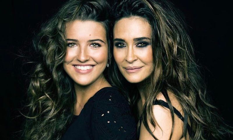 Los 5 grandes básicos que comparten Alba Díaz y su madre, Vicky Martín Berrocal