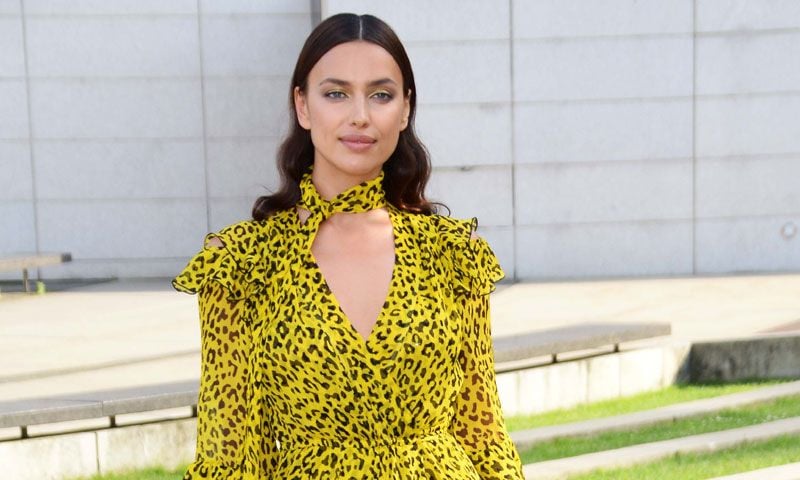 Kim Kardashian, Naomi Campbell, Irina Shayk... los looks más impactantes de los Oscar de la moda