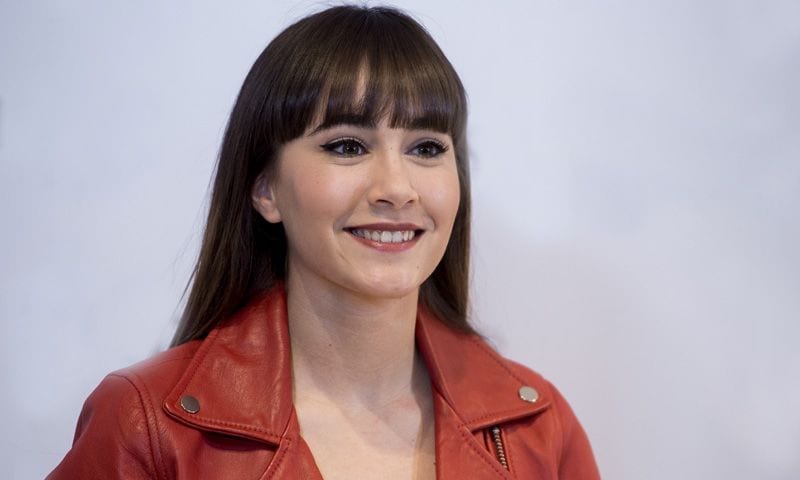 El estampado que ha unido a Aitana de 'OT' con Maisie Williams