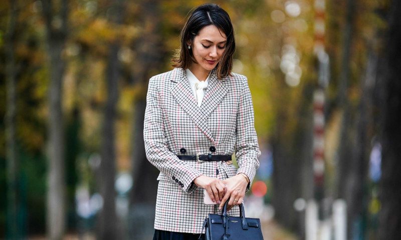 El nuevo look de trabajo para las mujeres que no quieren traje
