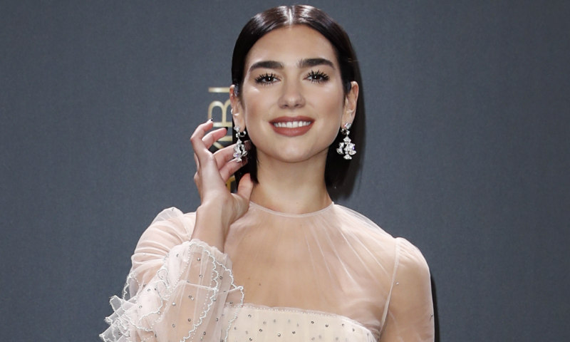 Lo dicen Dua Lipa y Karlie Kloss: el vestido bailarina es el nuevo 'sexy'