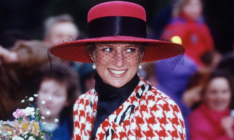 Diez tendencias que no crearon los diseñadores sino Diana de Gales