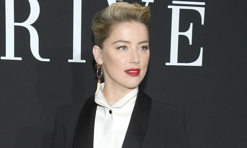 Amber Heard en París es la prueba de que la sastrería es el nuevo chic