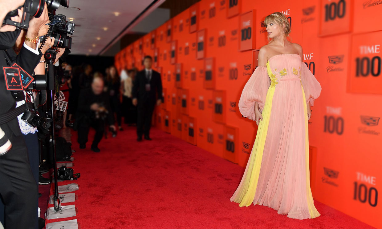 Emilia Clarke y Taylor Swift triunfan en la fiesta de los más influyentes
