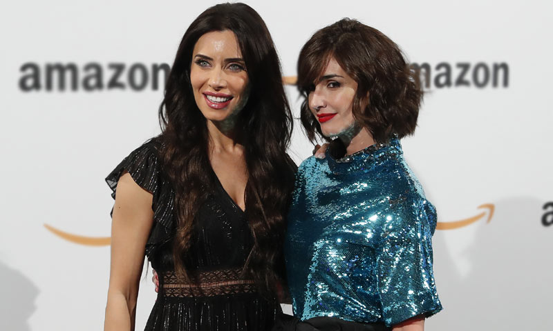 El duelo de estilo de Pilar Rubio y Paz Vega: lazos, transparencias y mucho brillo