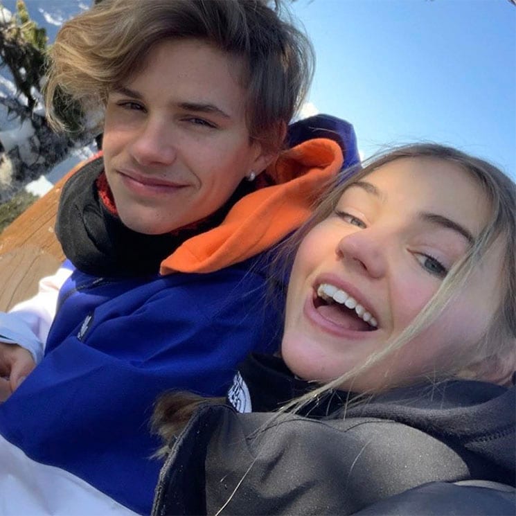 ¡Adorables! Romeo Beckham y su novia, Mia Moocher, ya conectan su estilo