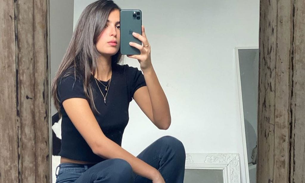 Copia los 5 looks de la francesa Tamara Mory más cómodos (y de tendencia)