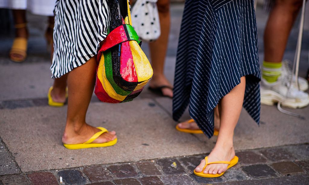 Las sandalias 'flip flop', las más cómodas de la temporada y las más  deseadas - Foto 1
