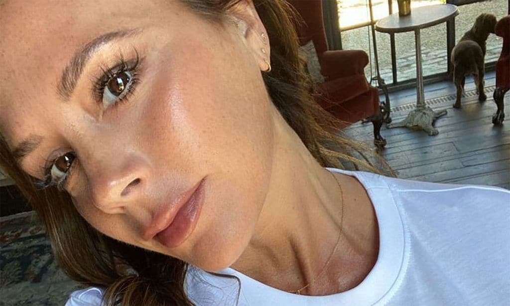 Las nuevas modelos de Victoria Beckham son... ¡las novias de sus hijos!