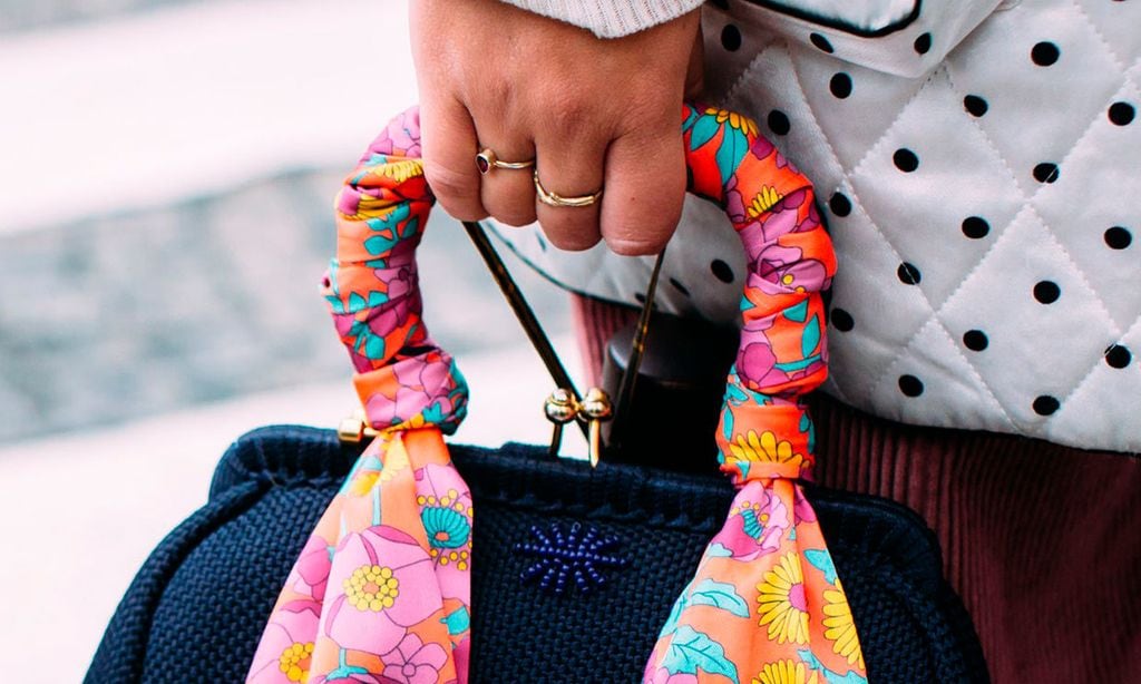 Solo necesitarás un pañuelo para conseguir un cambio de look en solo 30 segundos