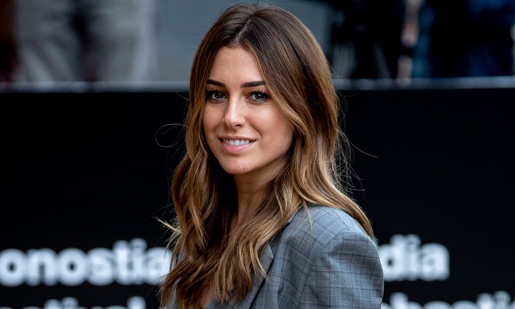 Blanca Suárez y María Pedraza revolucionan la alfombra roja ¡con zapatillas de deporte!