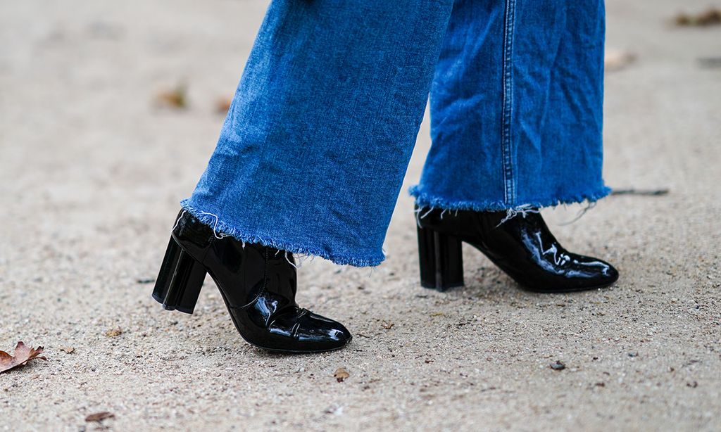 ¡Adiós zapatillas! Diez botas con tacón cómodo que podrás llevar todo el día