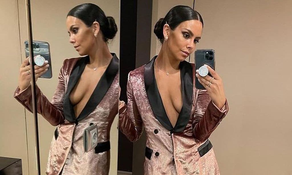 Cristina Pedroche cambia de registro con su nuevo (y seductor) traje de terciopelo