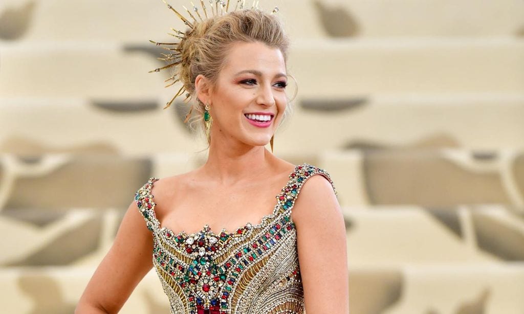 Vuelve el vestido más espectacular de Blake Lively, aunque no como te imaginas