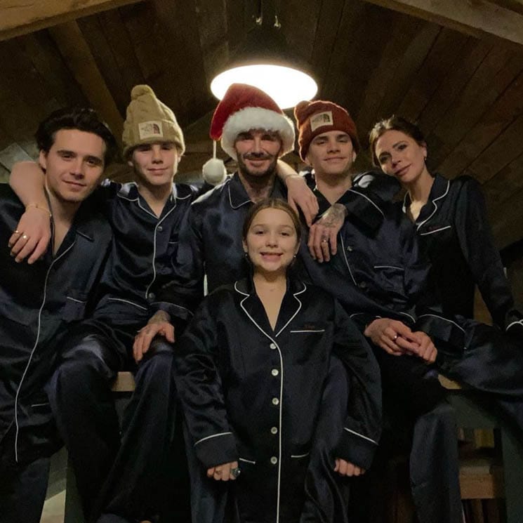 Los Beckham posan, con pijamas a conjunto, en la foto familiar más divertida de la noche