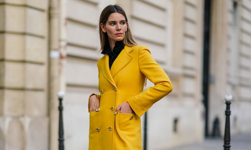 Viste de amarillo o gris, los colores que triunfarán en los próximos meses