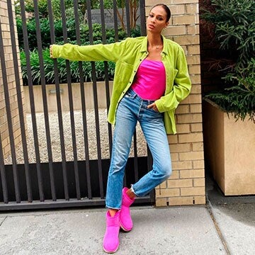 Las botas calentitas que no faltan en el armario de Jennifer Lopez y Dua  Lipa - Foto 1