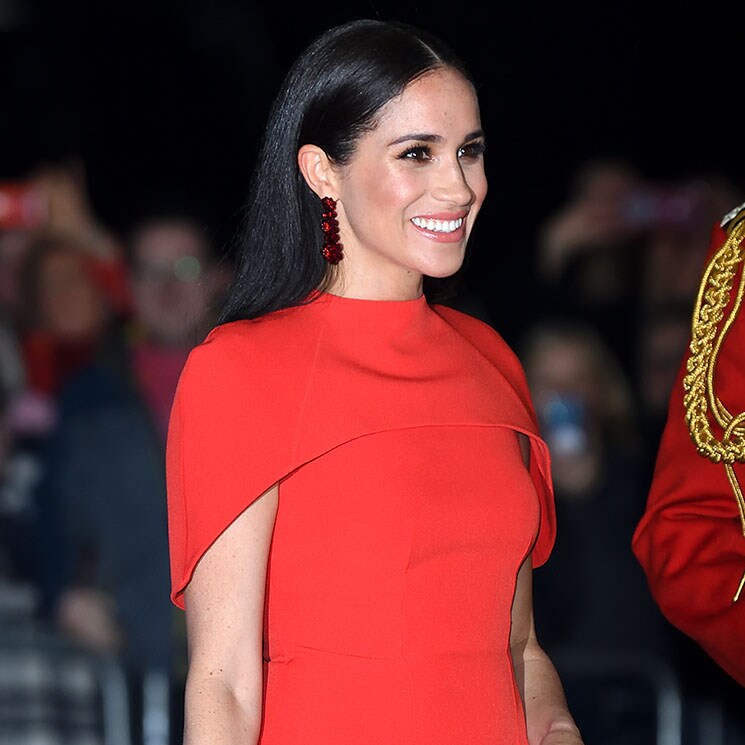 El vestido rojo de Meghan conquista Hollywood: ¿Qué conocida actriz también lo ha llevado?