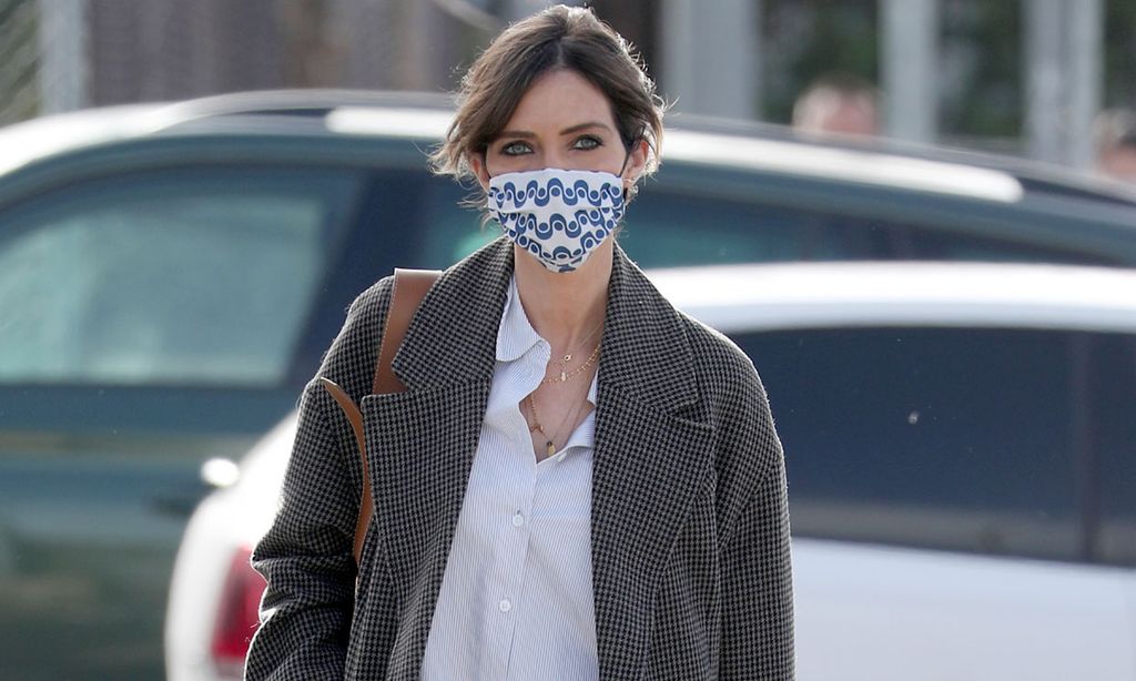 Sara Carbonero rescata el abrigo de tendencia que conectó a Leonor y Kate Middleton