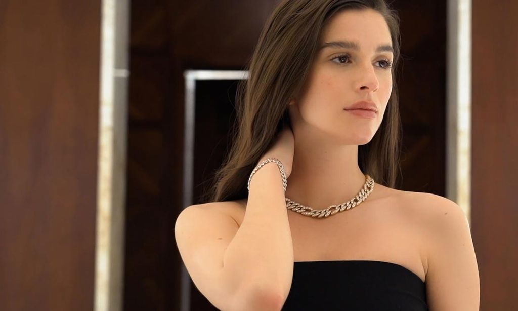 Sandra Gago en ¡HOLA! tras ser mamá: sobre su nueva vida y el valor de las joyas