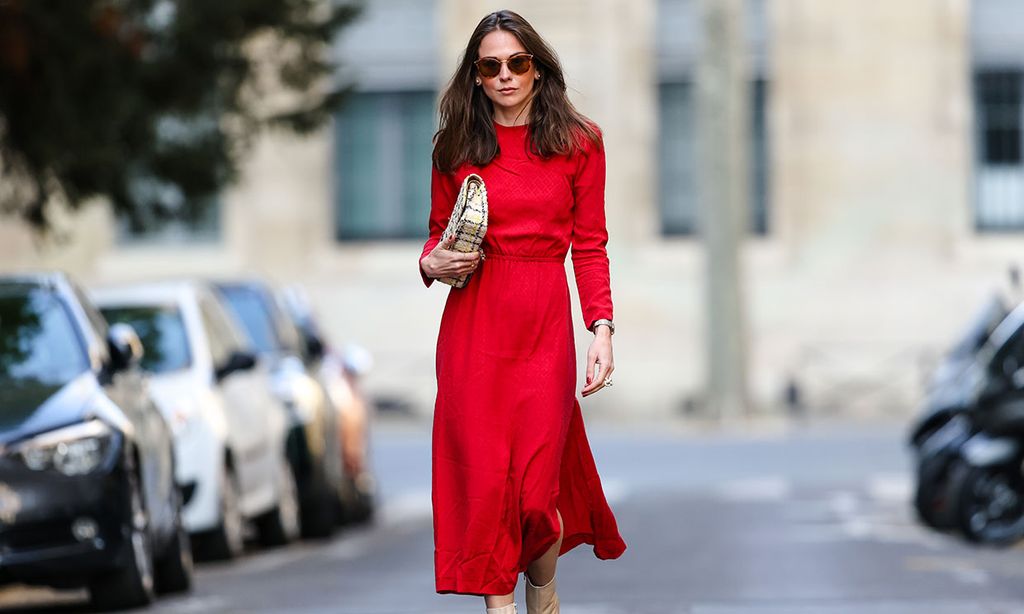 ¿Tu color favorito es tendencia? Ficha un vestido 'midi' hecho justo para ti