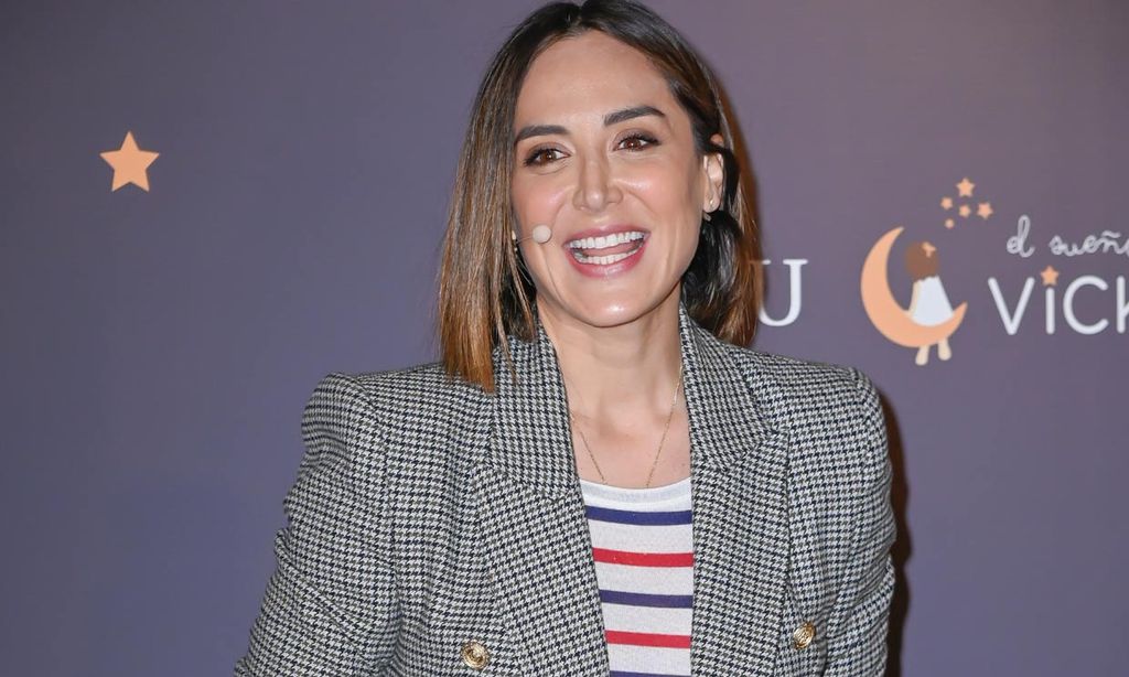 Tamara Falcó con blazer de cuadros