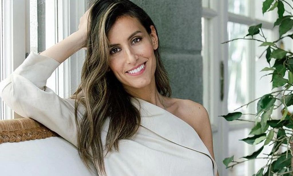 Ana Boyer deslumbra con un vestido semitransparente digno de alfombra roja