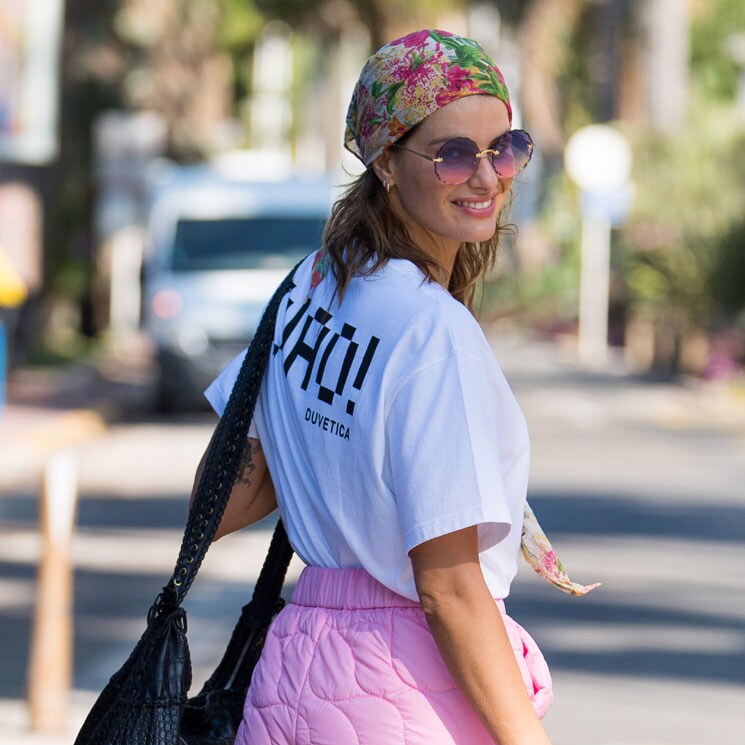 El pañuelo, el accesorio de moda que también arrasa en La Croisette