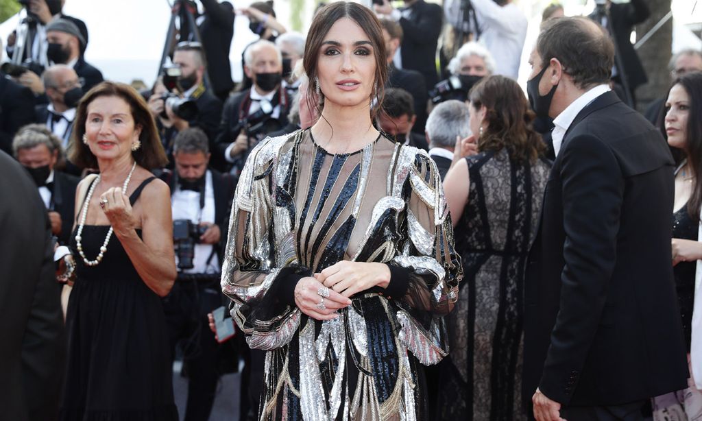 Paz Vega se baña en lentejuelas una vez más con su nuevo vestido transparente