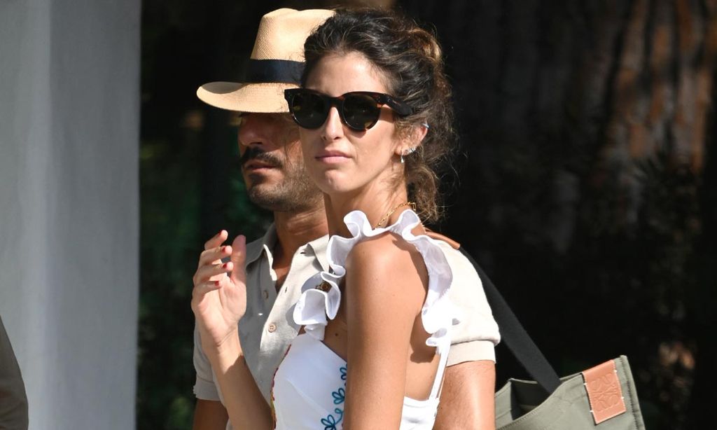 Inés Domecq, fabulosa con un bolso de Zara de 9 euros y el conjunto que Tana Rivera hizo viral