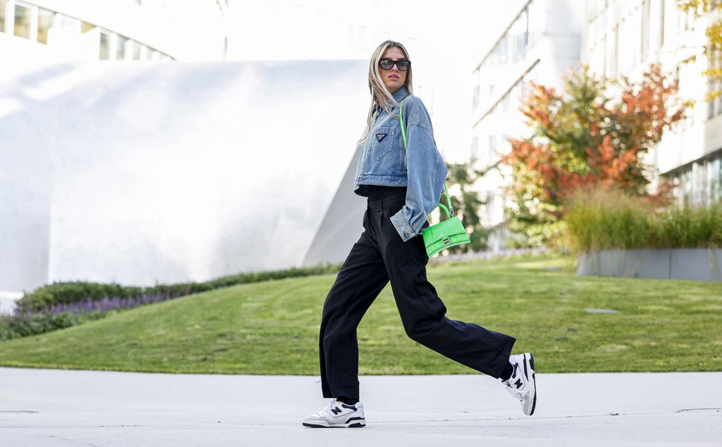 Las 5 zapatillas más codiciadas entre las chicas que más saben de moda
