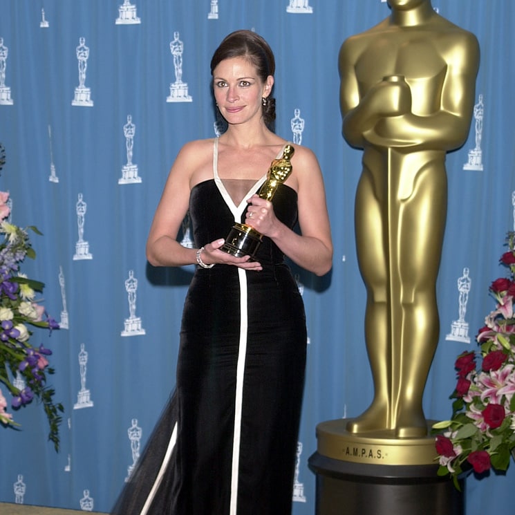 Los 30 mejores looks de la historia de los Premios Oscar: de Julia Roberts a Angelina Jolie