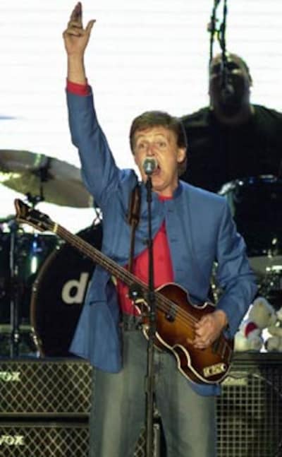 Los gérmenes de la gripe de Paul McCartney, a subasta