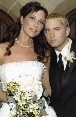 Eminem se 'redivorcia' tres meses después de haberse vuelto a casar con su ex mujer