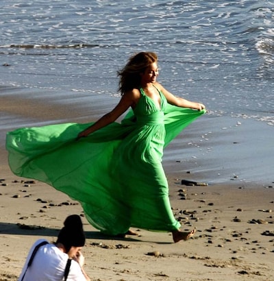 Beyoncé Knowles, una sirena que canta junto al mar