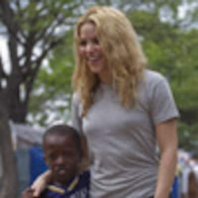 La ternura y sensibilidad de Shakira con los niños haitianos