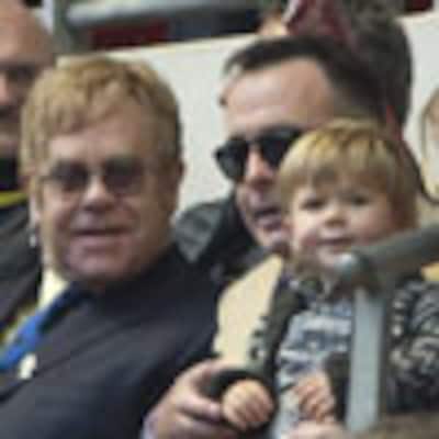 Zachary, el hijo de Elton John, como loco en su primer partido de fútbol