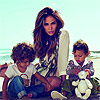Jennifer López y sus mellizos se 'estrenan' como imagen de Gucci Kids