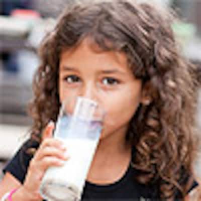 ¿Por qué es importante que los niños estén hidratados en verano?