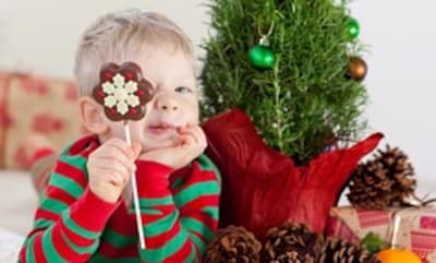 Esta Navidad, no olvides cuidar la dentadura de los niños