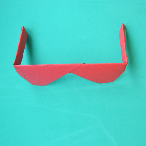 Manualidades Con Papel Como Hacer Unas Gafas De Origami En 5