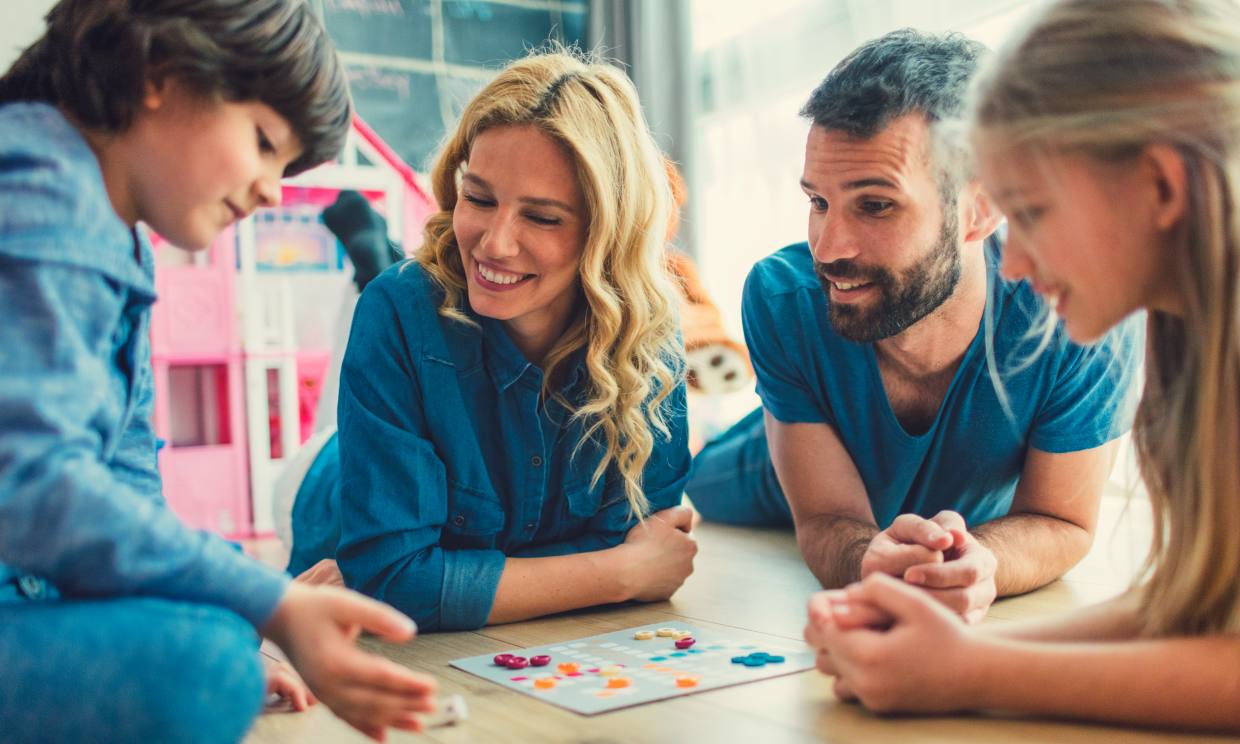 Juegos tradicionales de mesa para entretener a los niños... y a toda la familia