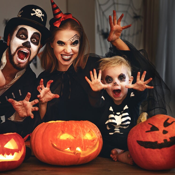 Cómo organizar una fiesta de Halloween terroríficamente divertida y segura....