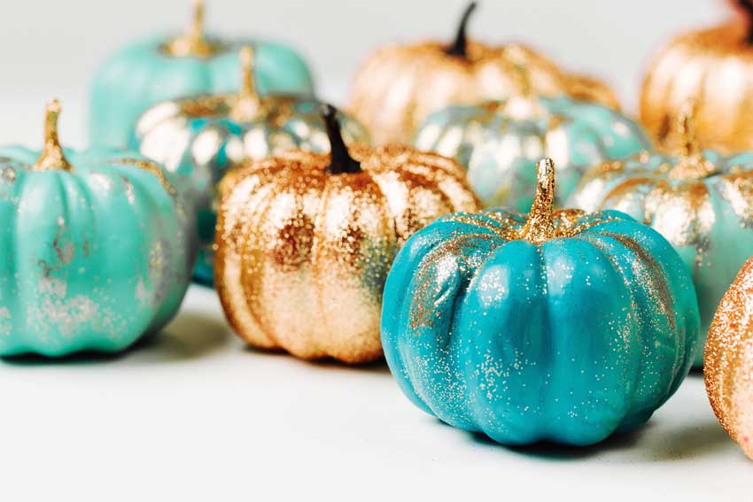 9 ideas to decorate your Halloween pumpkins
