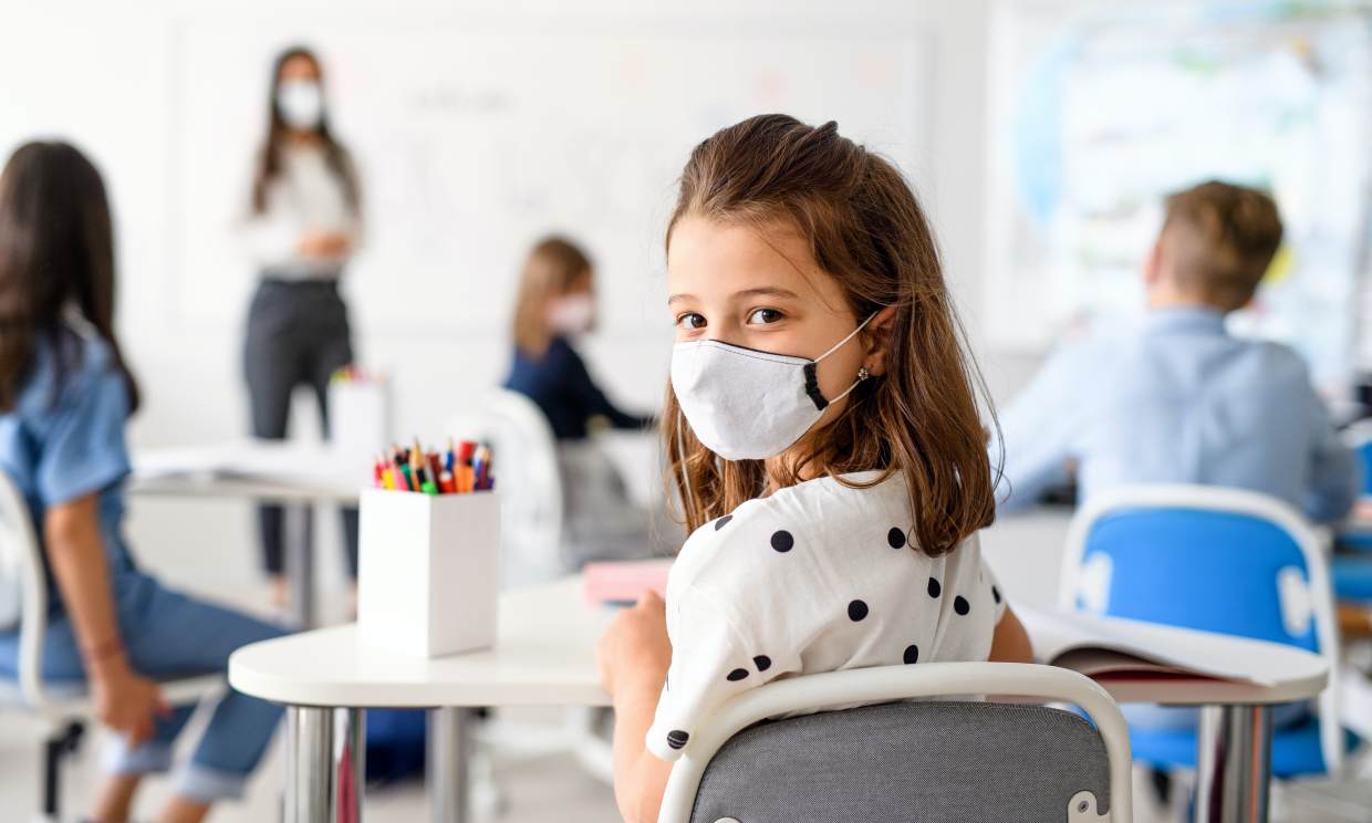 Aulas más ventiladas... ¿y niños más resfriados?