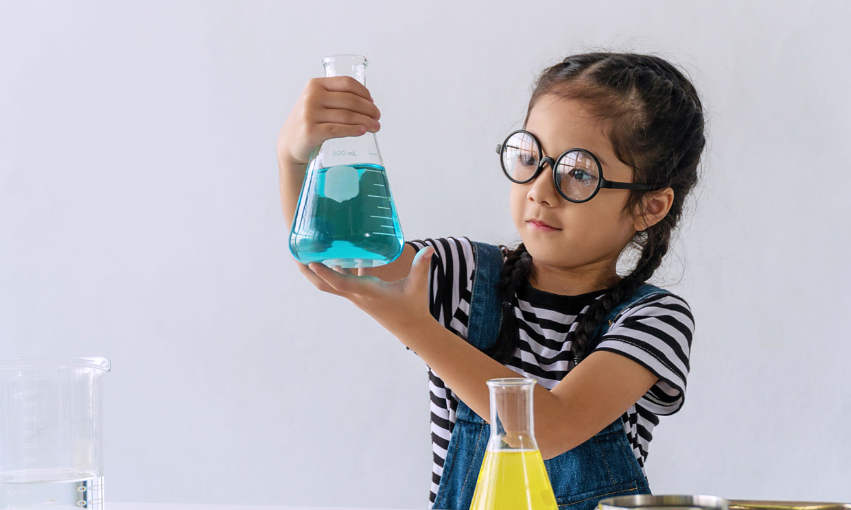 Cómo despertar el interés de las niñas por la ciencia