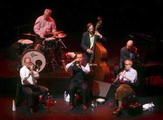 Woody Allen 'conquista' Pamplona con su banda de jazz