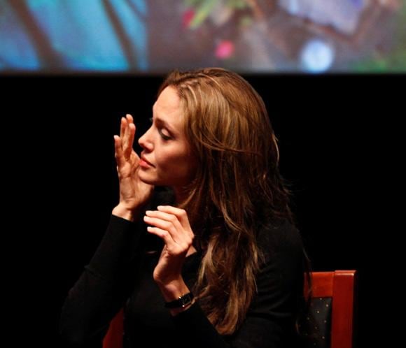 Las lágrimas de Angelina Jolie en el estreno de su último documental