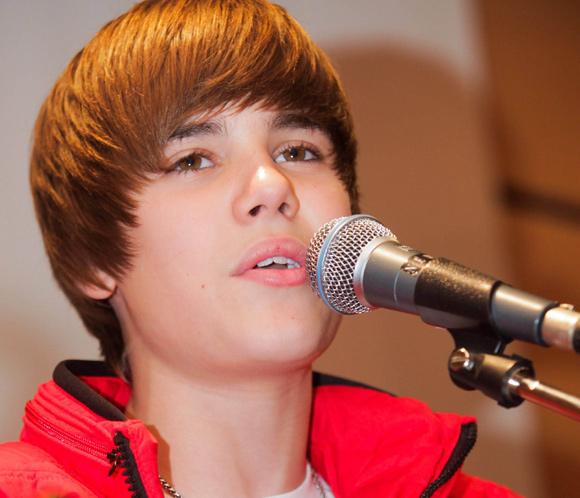 Justin Bieber aprueba el carné de conducir