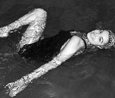 Esther Williams, "la sirena de Hollywood", cumple 90 años